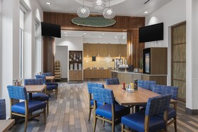 Holiday Inn Resort Pensacola Beach Gulf Front