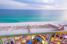 Holiday Inn Resort Pensacola Beach Gulf Front
