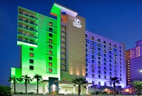 Holiday Inn Resort Pensacola Beach Gulf Front