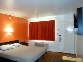 Motel 6 Pensacola West