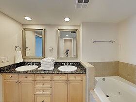 Portofino Island Resort & Spa