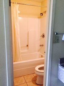Garden Inn & Suites