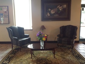 Garden Inn & Suites