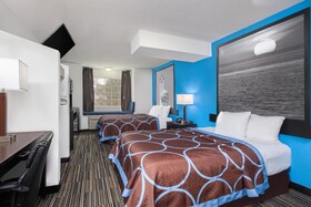 Super 8 by Wyndham Pensacola