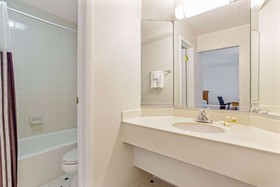 La Quinta Inn by Wyndham Tampa Bay Pinellas Park Clearwater