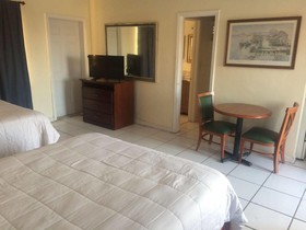Shores Terrace Motel