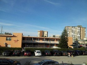 Shores Terrace Motel