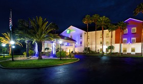 Holiday Inn Express & Suites Port Charlotte