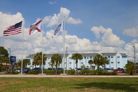 Microtel Inn & Suites by Wyndham Port Charlotte