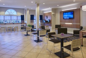 Microtel Inn & Suites by Wyndham Port Charlotte