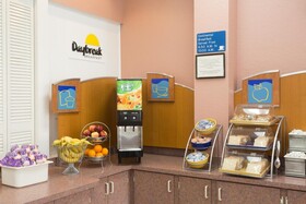 Days Inn & Suites by Wyndham Port Richey