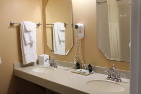 The Port Inn, Ascend Hotel Collection