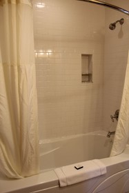 The Port Inn, Ascend Hotel Collection