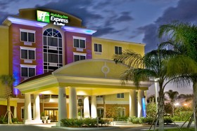 Holiday Inn Express Hotel & Suites Port St. Lucie