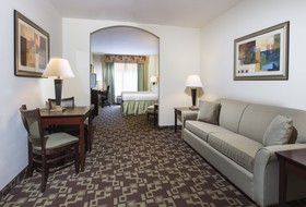 Holiday Inn Express Hotel & Suites Port St. Lucie