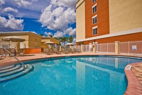 Holiday Inn Express Hotel & Suites Port St. Lucie