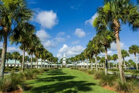 PGA Village 7 Room Golf Resort Villa by American Vacation Living