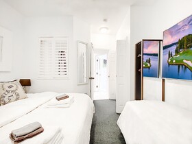 PGA Village 7 Room Golf Resort Villa by American Vacation Living