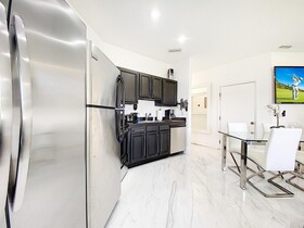 PGA Village 7 Room Golf Resort Villa by American Vacation Living