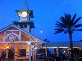 PGA Village 7 Room Golf Resort Villa by American Vacation Living