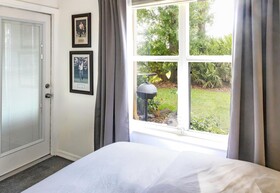 PGA Village 7 Room Golf Resort Villa by American Vacation Living