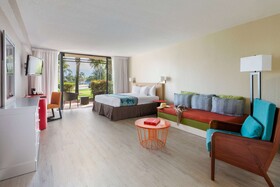 Sandpiper Bay Resort