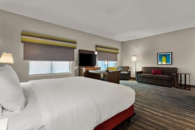 Hampton Inn & Suites Ruskin I-75