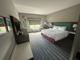 Hampton Inn & Suites Ruskin I-75