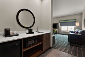 Hampton Inn & Suites Ruskin I-75