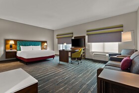 Hampton Inn & Suites Ruskin I-75