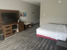 Hampton Inn & Suites Ruskin I-75