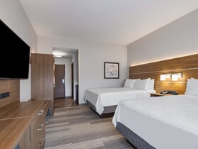 Holiday Inn Express & Suites Ruskin