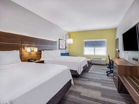 Holiday Inn Express & Suites Ruskin