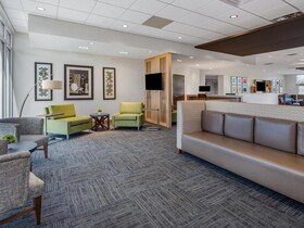 Holiday Inn Express & Suites Ruskin