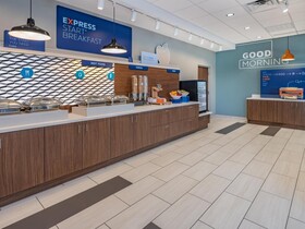Holiday Inn Express & Suites Ruskin