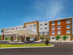 Holiday Inn Express & Suites Ruskin