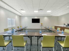 Holiday Inn Express & Suites Ruskin