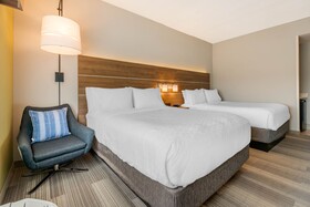 Holiday Inn Express & Suites Ruskin