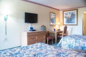Polynesian Inn