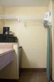 Polynesian Inn