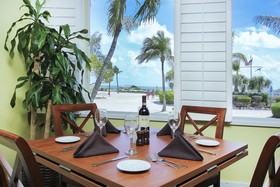 Island Inn