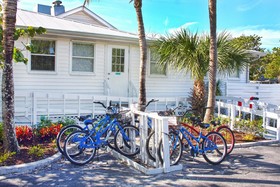 Island Inn