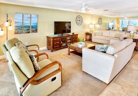 Kings Crown Condominiums