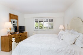 Kings Crown Condominiums