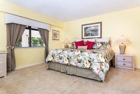 Kings Crown Condominiums