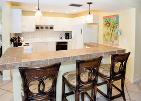 Kings Crown Condominiums