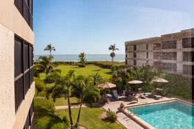 Kings Crown Condominiums