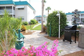 Sanibel Arms West