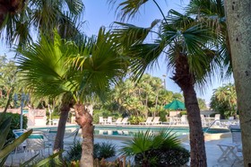 Golden Host Resort