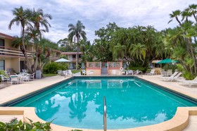 Golden Host Resort